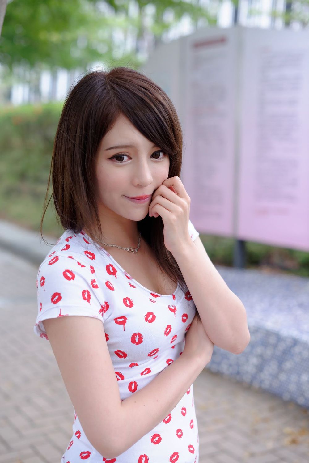美妆达人张齐郡JULIE - 多套服饰外拍写真