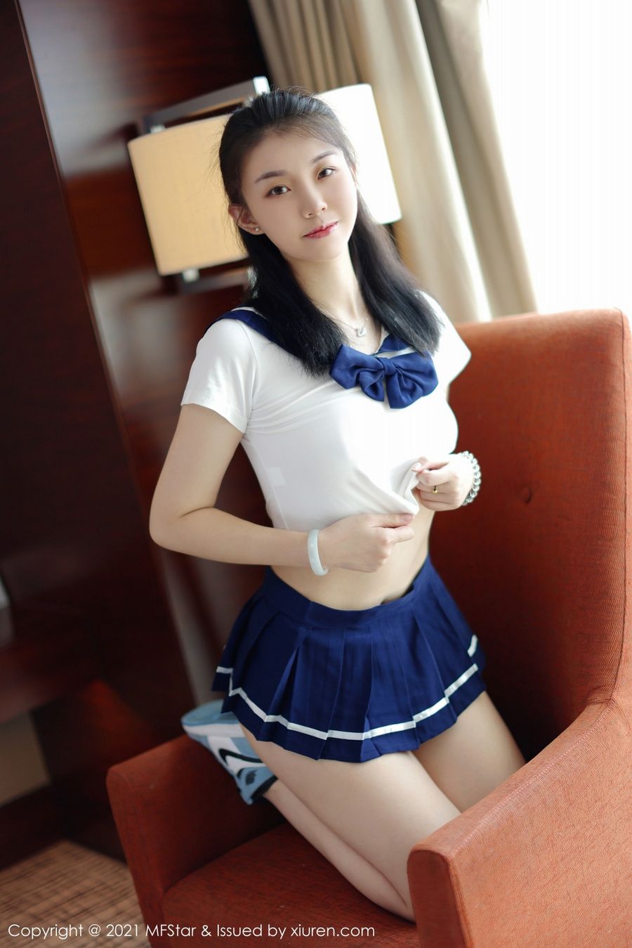 新人模特一颗甜蛋黄a - JK制服系列性感写真