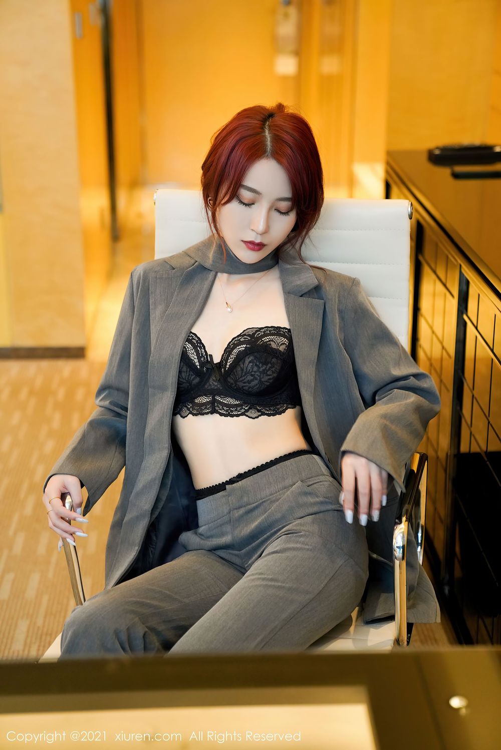 美女模特周慕汐baby - 职场职业OL制服系列性感写真