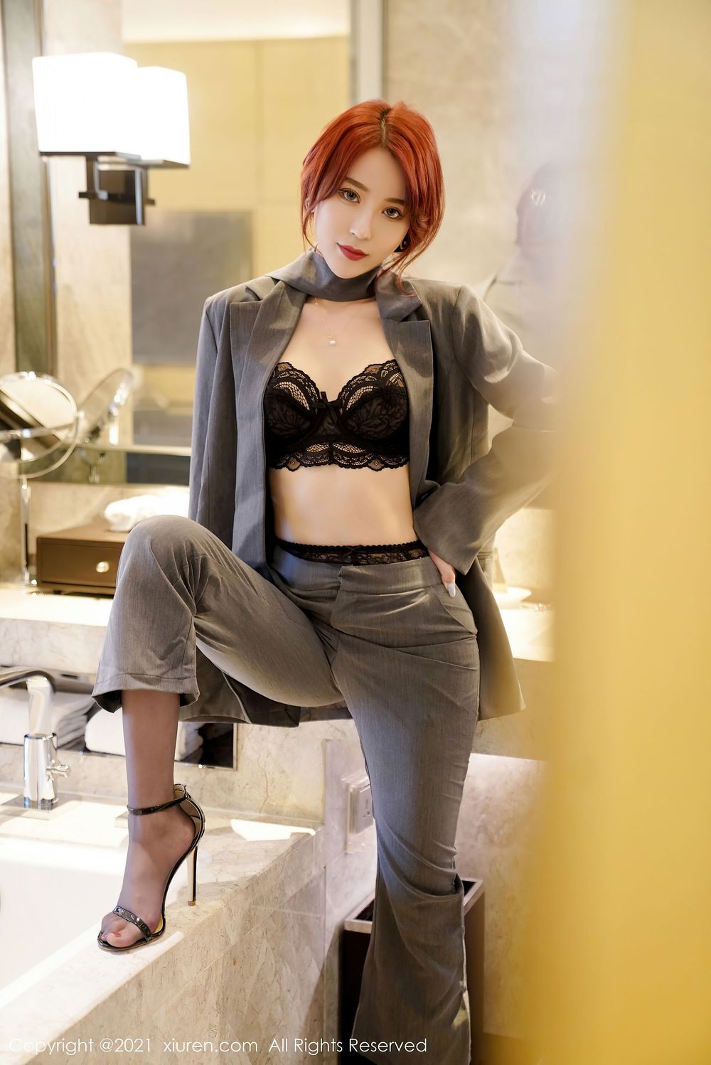 美女模特周慕汐baby - 职场职业OL制服系列性感写真