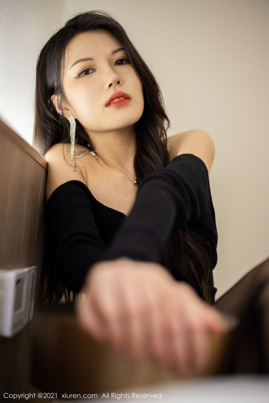 新人模特媛媛酱belle - 抹胸长裙+黑丝系列杭州旅拍