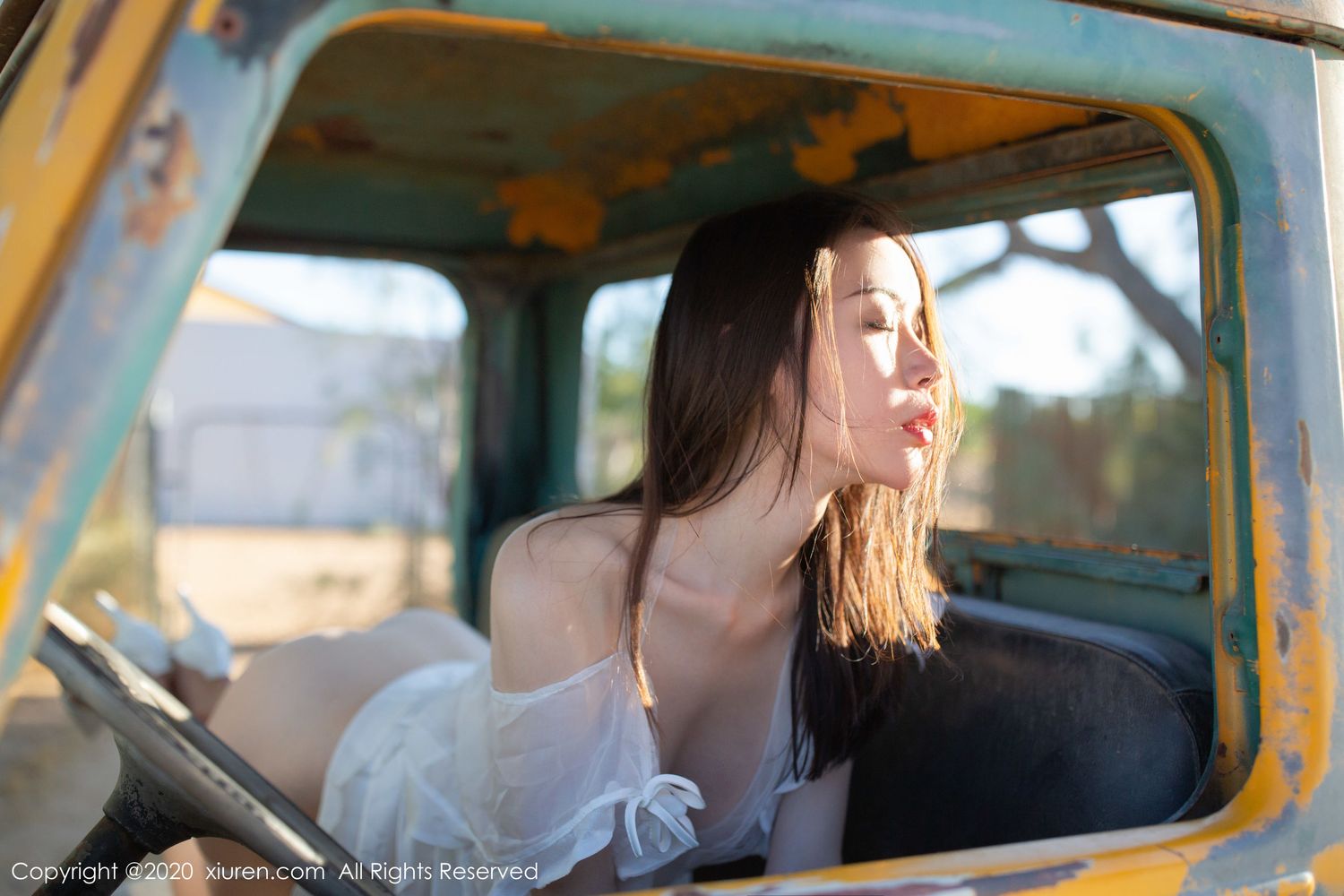 美女模特梦心月 - 美国酒吧女郎主题性感写真