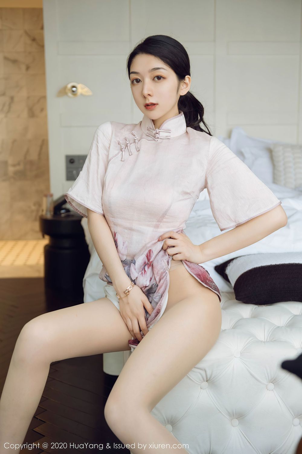 性感女神Angela小热巴 - 典雅吊裙+古典旗袍云南旅拍