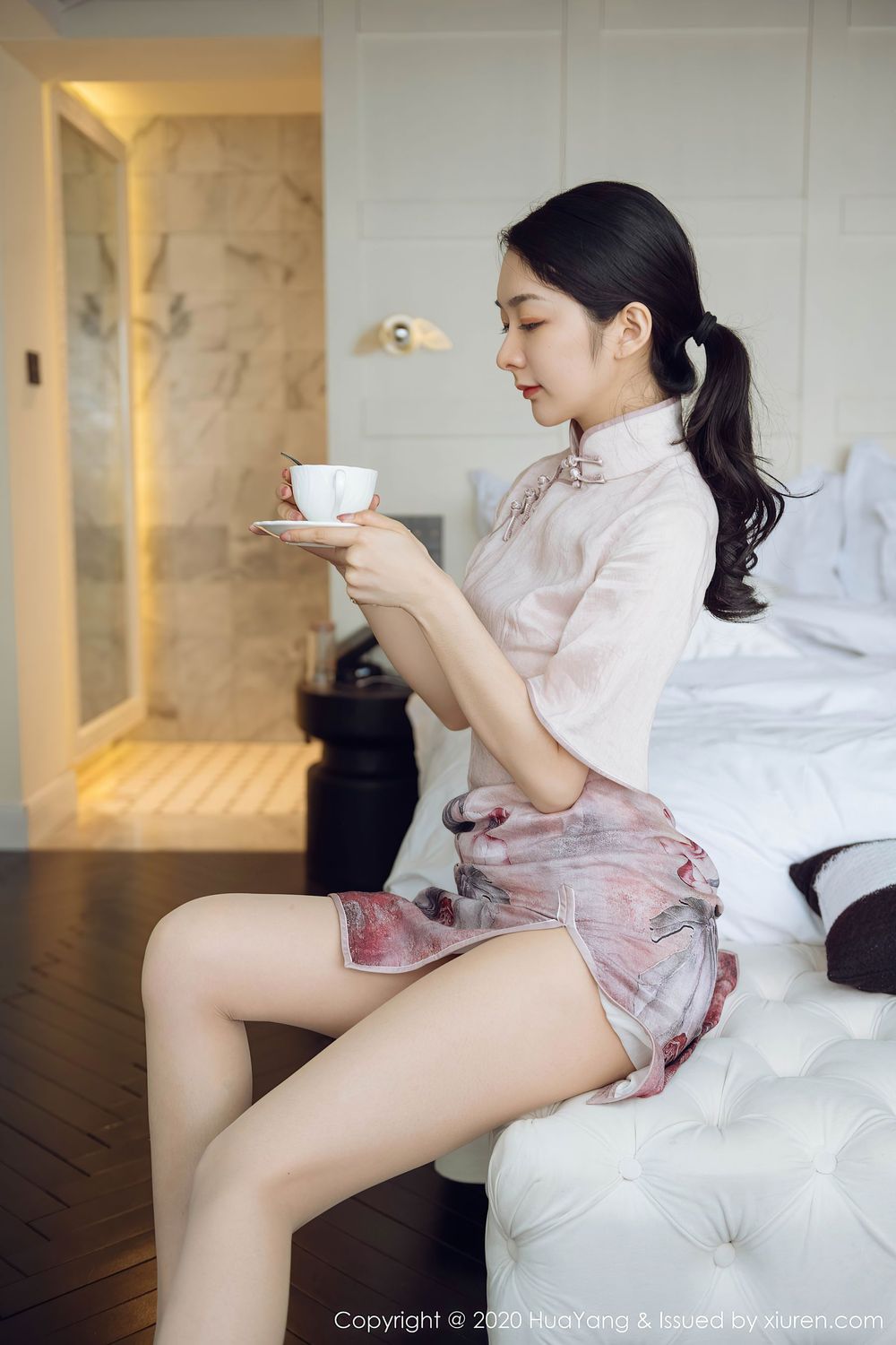 性感女神Angela小热巴 - 典雅吊裙+古典旗袍云南旅拍