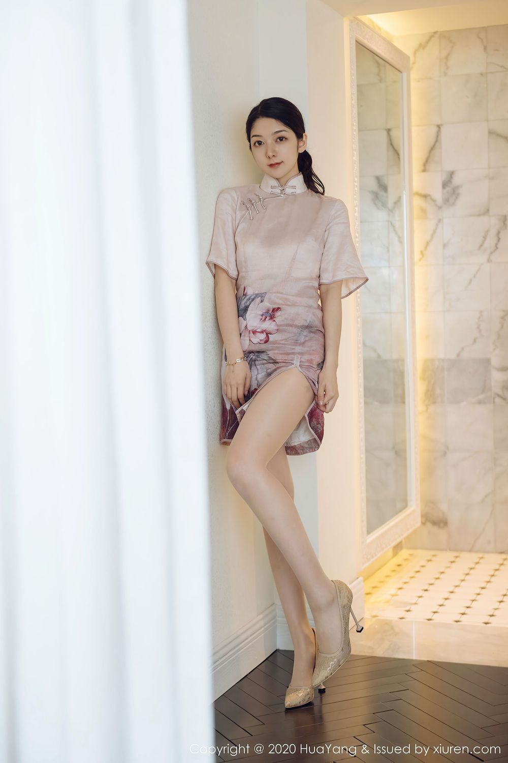 性感女神Angela小热巴 - 典雅吊裙+古典旗袍云南旅拍