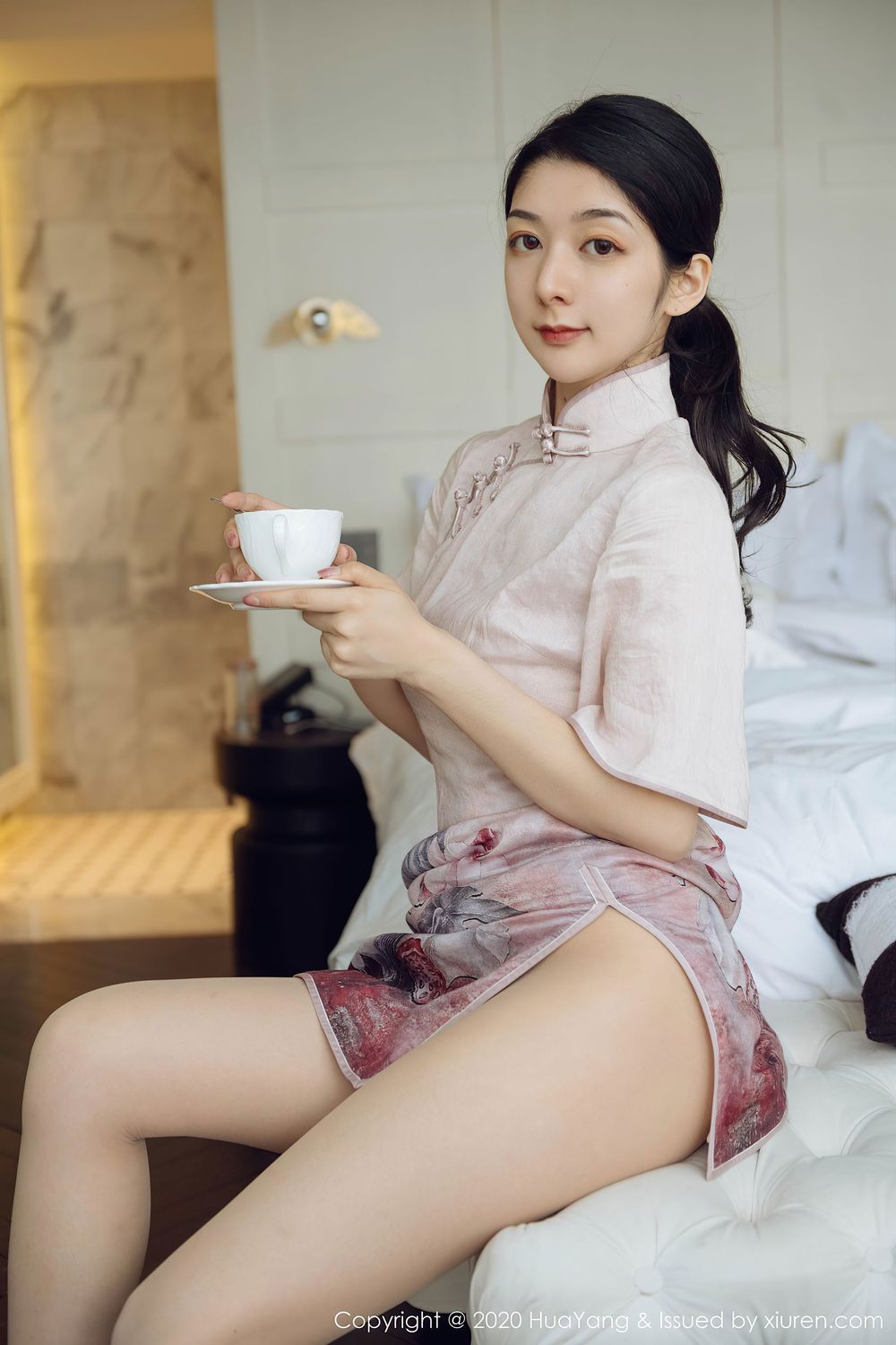 性感女神Angela小热巴 - 典雅吊裙+古典旗袍云南旅拍