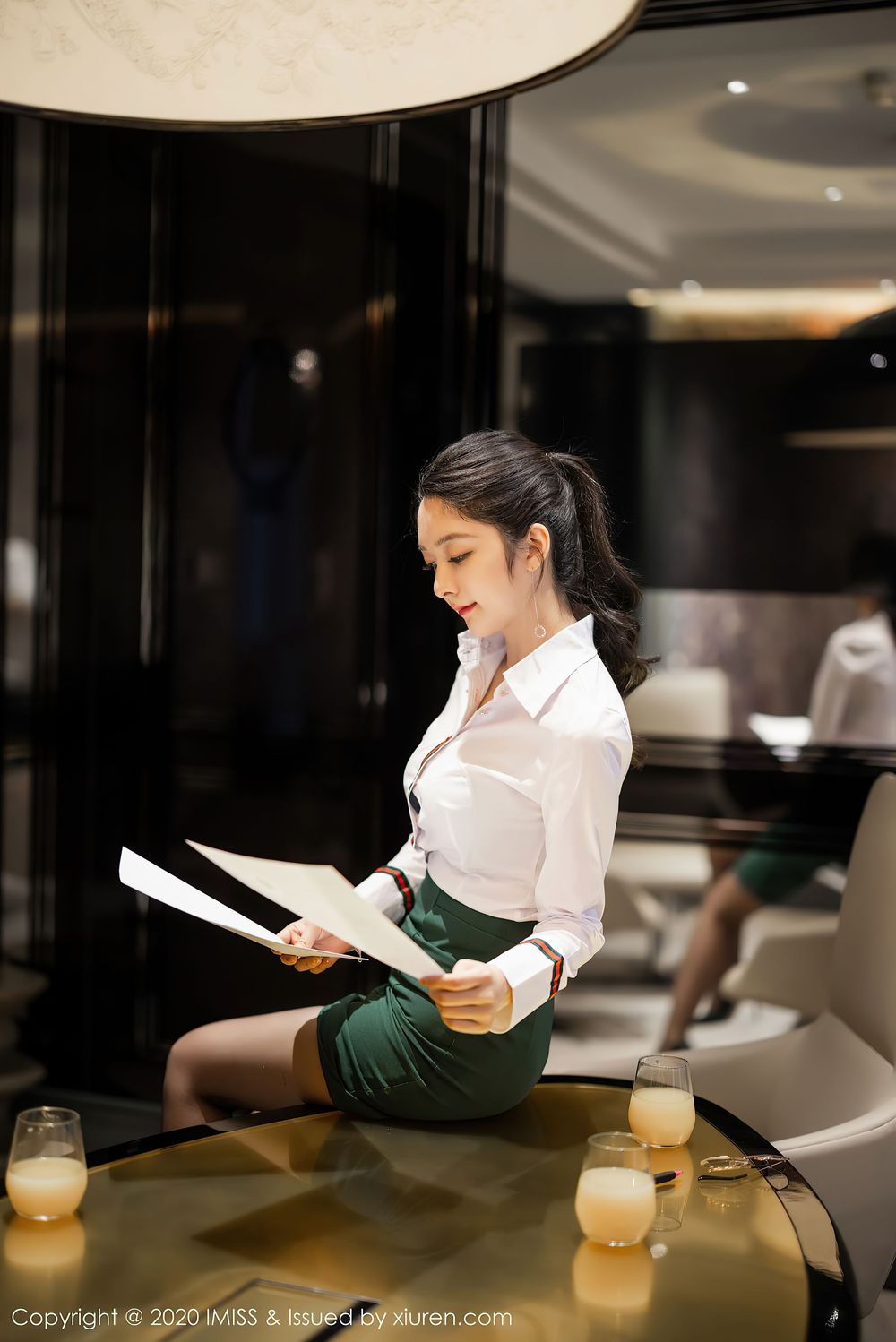 美女模特Angela小热巴 - 职业OL都市风格系列写真