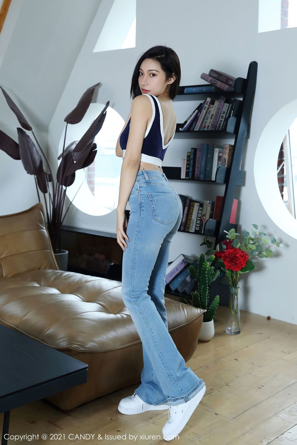 性感女神小狐狸Kathryn - 曼妙娇躯诱人写真