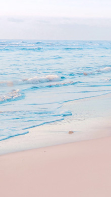 漫步海边欣赏海边的漂亮风景手机壁纸