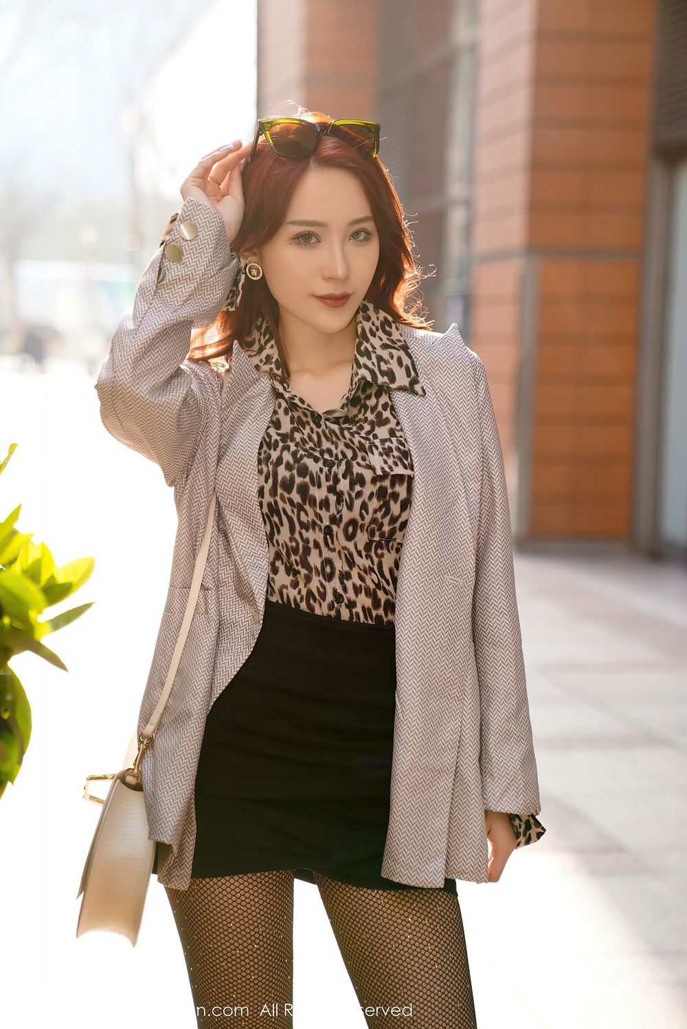 美女模特周慕汐baby - 豹纹制服+黑丝网袜OL写真