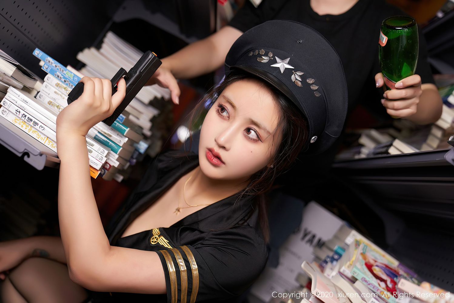 美女模特林子欣Freya - 女特务黑丝制服系列心愿旅拍