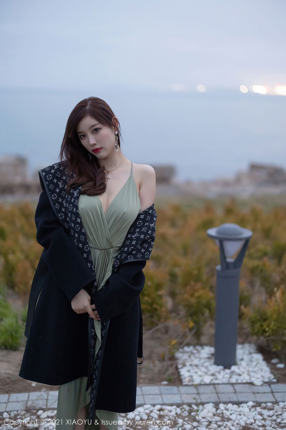 性感女神杨晨晨Yome - 轻透长裙户外系列青岛旅拍