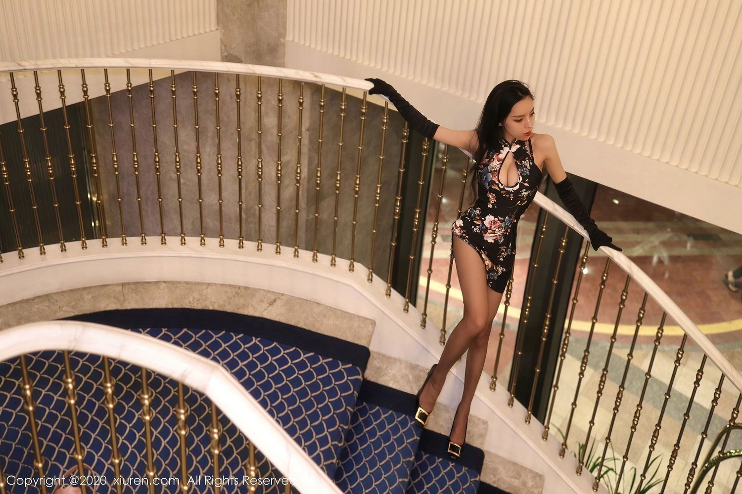 美女模特riri617 - 古典旗袍与黑丝系列性感写真