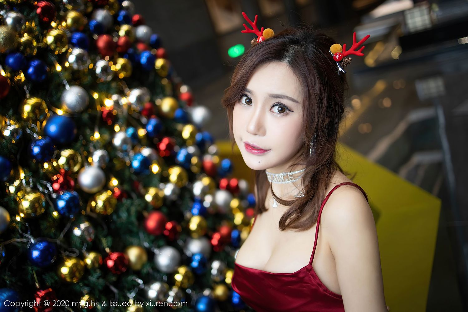性感女神绮里嘉ula - 黑丝美腿+圣诞装扮主题写真