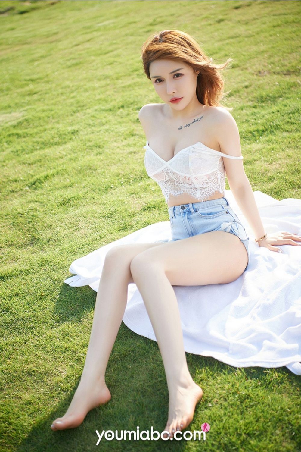 美女嫩模可可 - 格子连身裙+蕾丝内衣诱惑写真