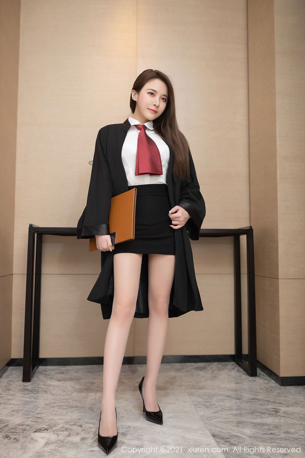 美女模特鱼子酱Fish - 实习律师即将转正主题成都旅拍