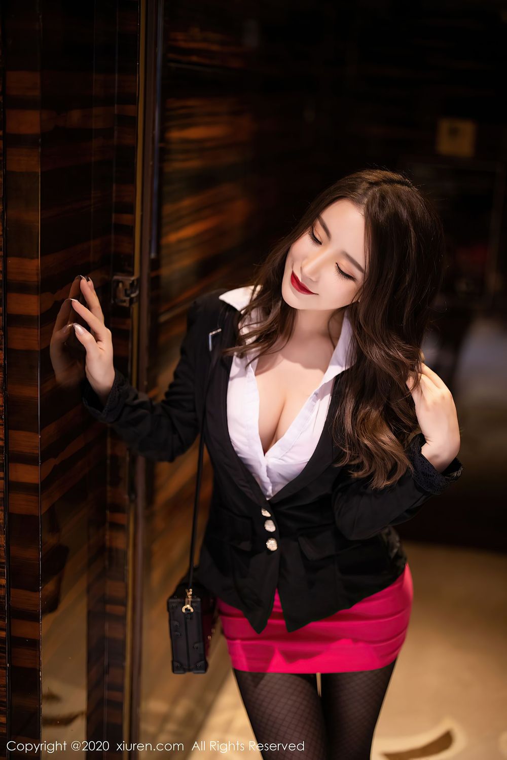 性感女神绯月樱Cherry - 丝袜美腿+OL职业装系列写真