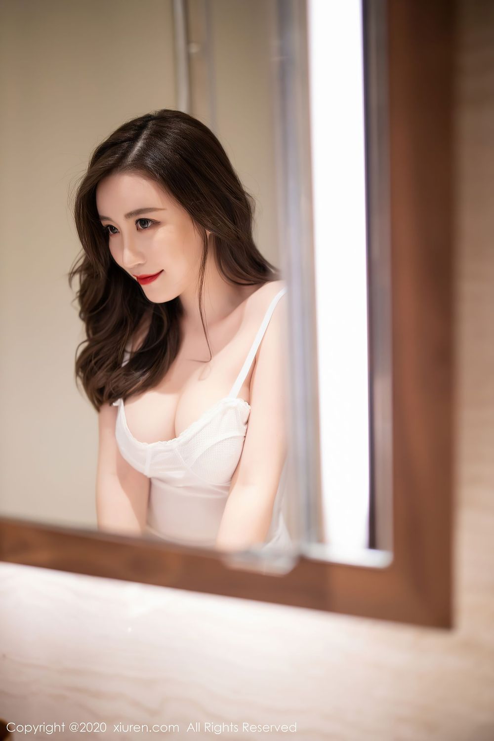 性感女神Cherry绯月樱 - 丝袜美腿+吊带系列浴室写真