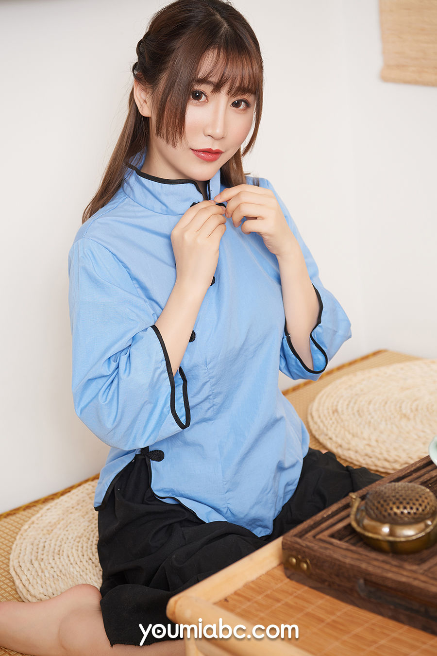 性感嫩模绯月樱Cherry - 古韵旗袍+丁字裤火辣写真
