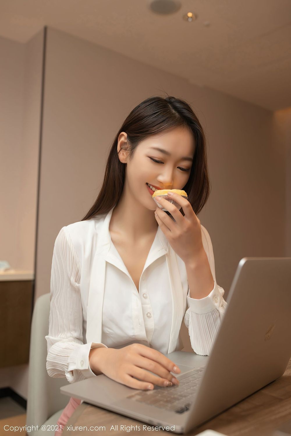 美女模特唐安琪 - 家庭辅导员曼妙身姿系列写真