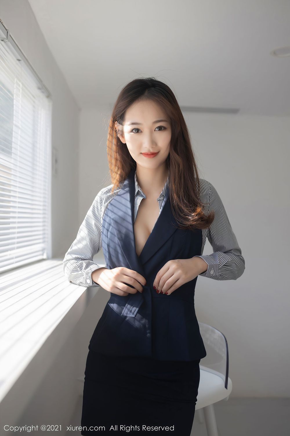 美女模特唐安琪 - 商店买酒+推销员系列性感写真
