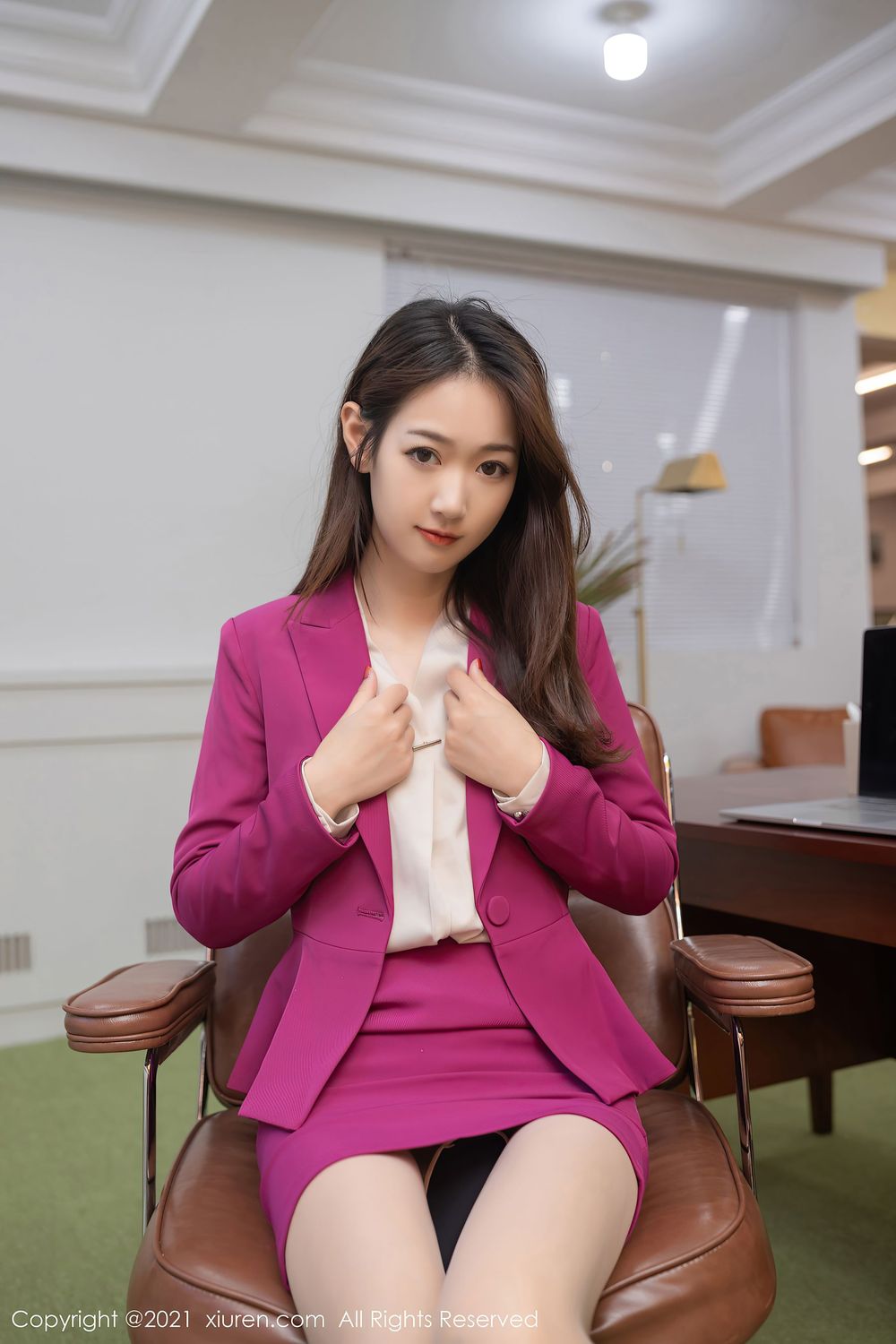 美女模特唐安琪 - 实习生OL+丝袜系列性感写真