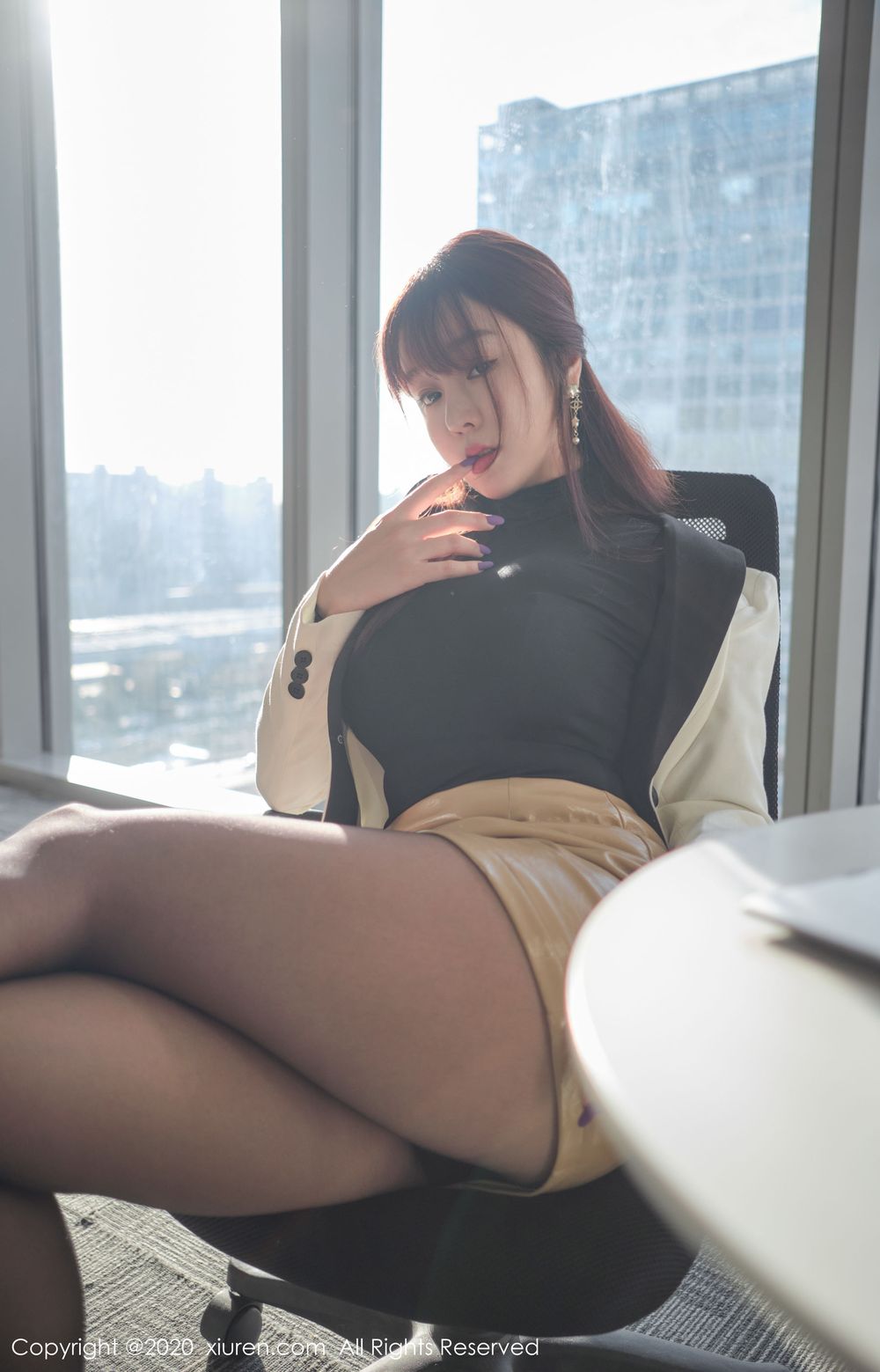 性感女神王雨纯 - 黑丝秘书+制服熟女气质写真