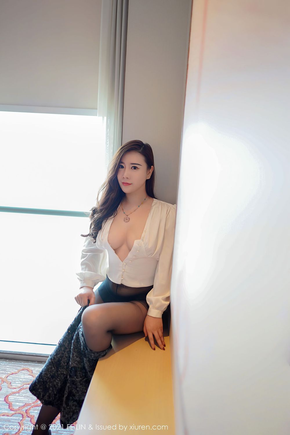 美女模特王婉悠Queen - 都市OL+情趣服饰经典写真