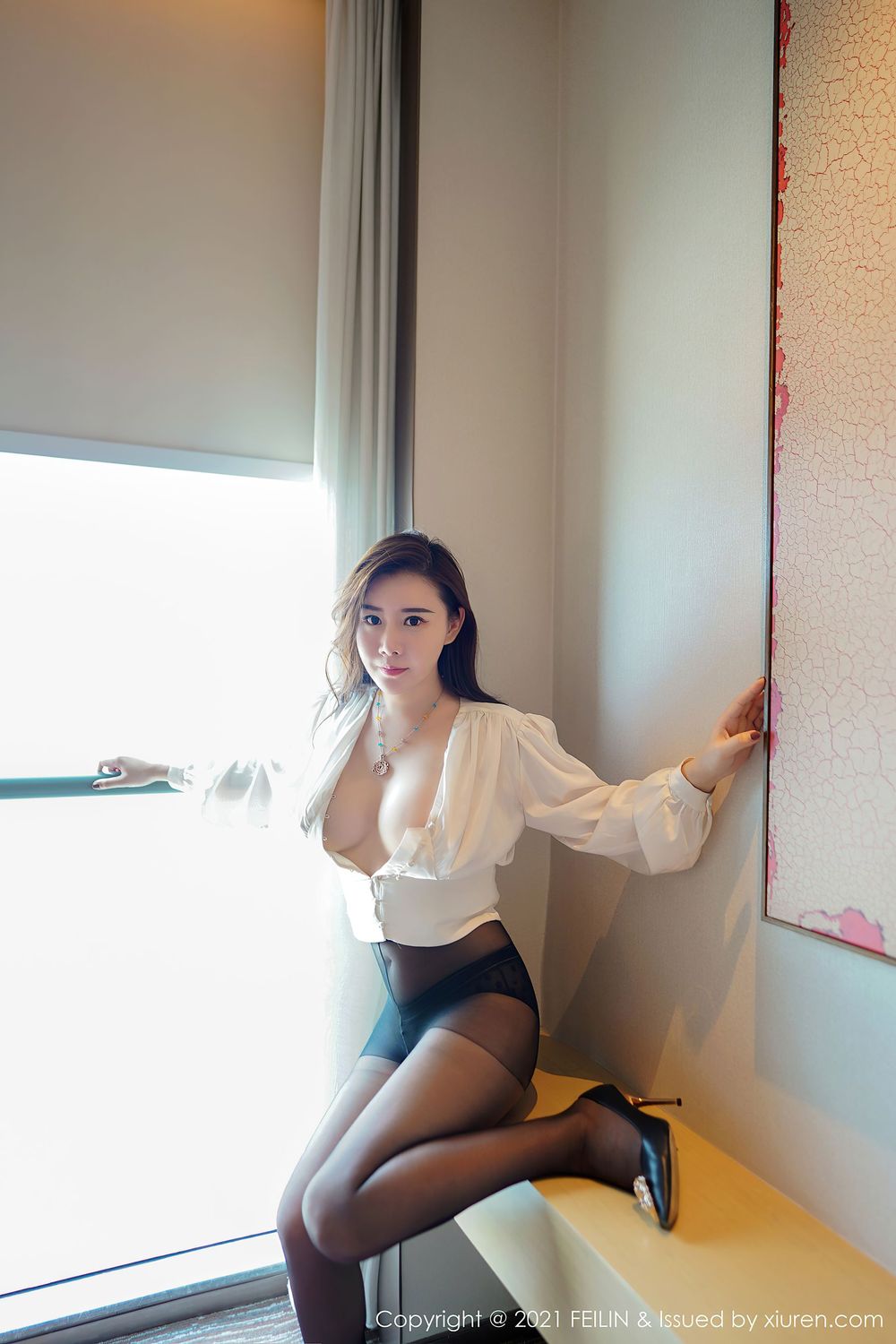 美女模特王婉悠Queen - 都市OL+情趣服饰经典写真