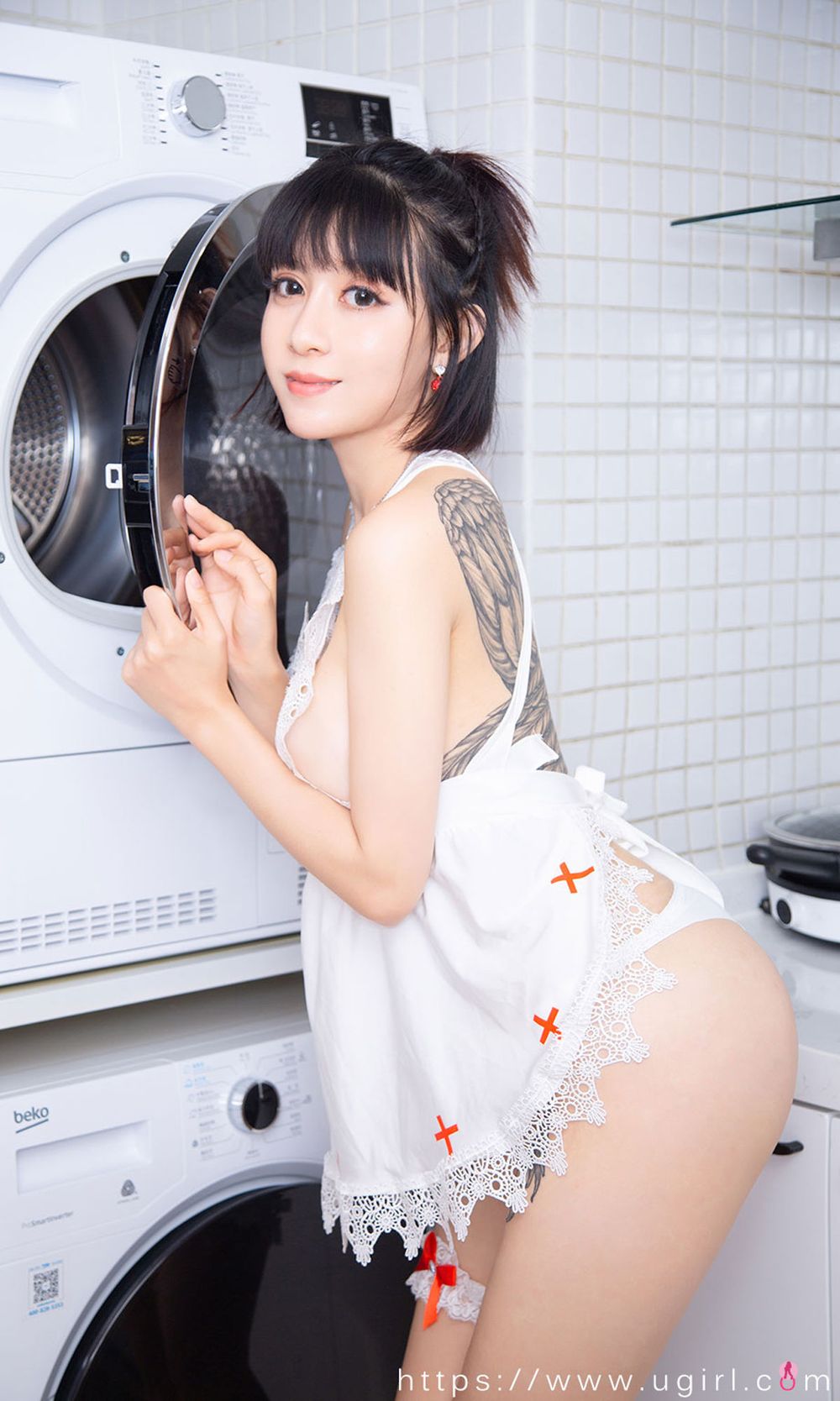 美女模特安妮斯朵拉_Ann - 蕾丝短裙+女仆系列写真