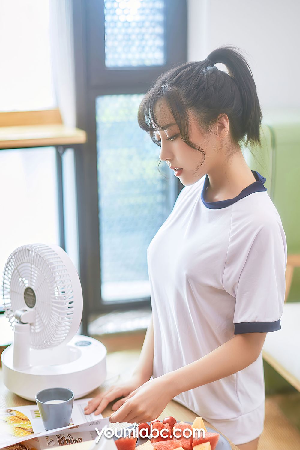性感嫩模白亦Ada - 运动内衣+真空系列诱人写真