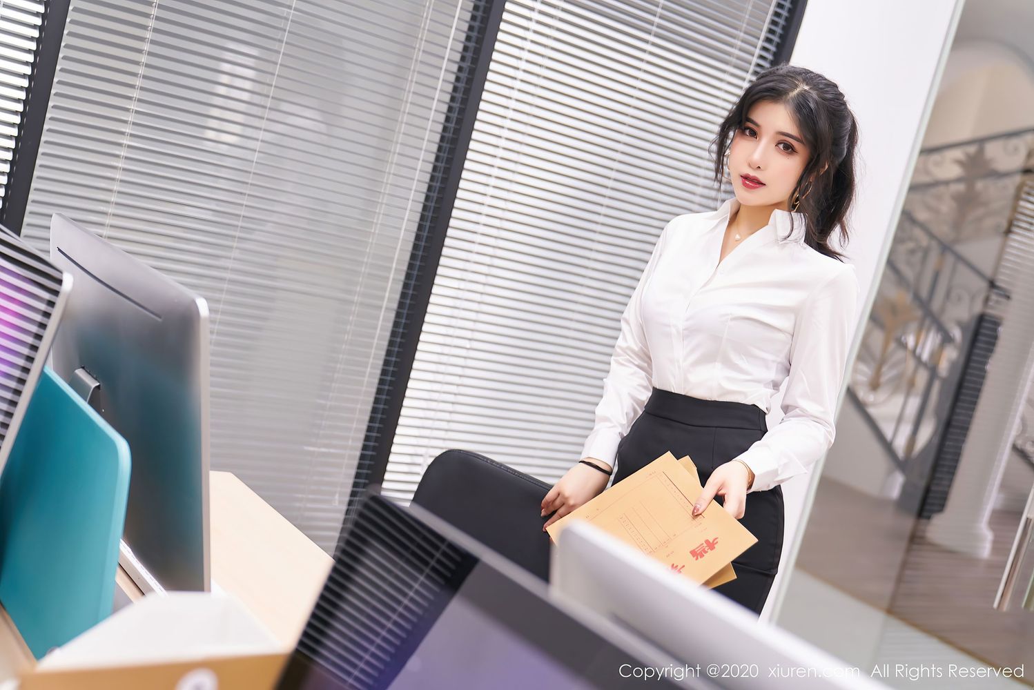 美女模特韩静安 - 黑丝美腿+职场OL系列性感写真