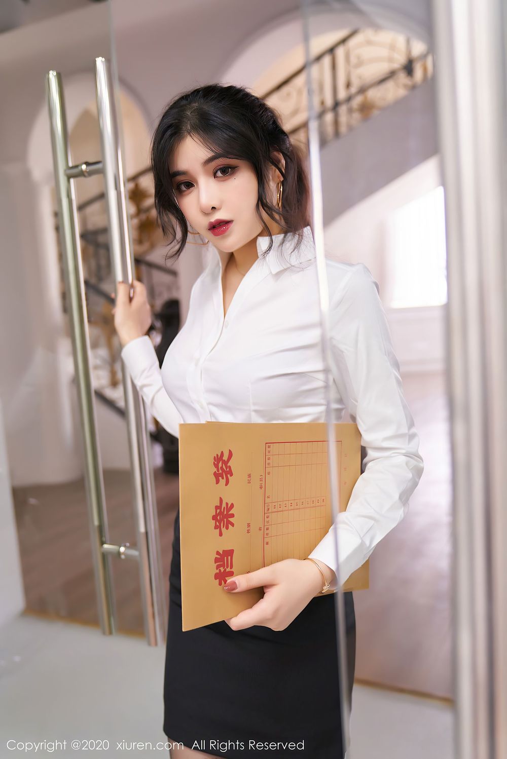 美女模特韩静安 - 黑丝美腿+职场OL系列性感写真