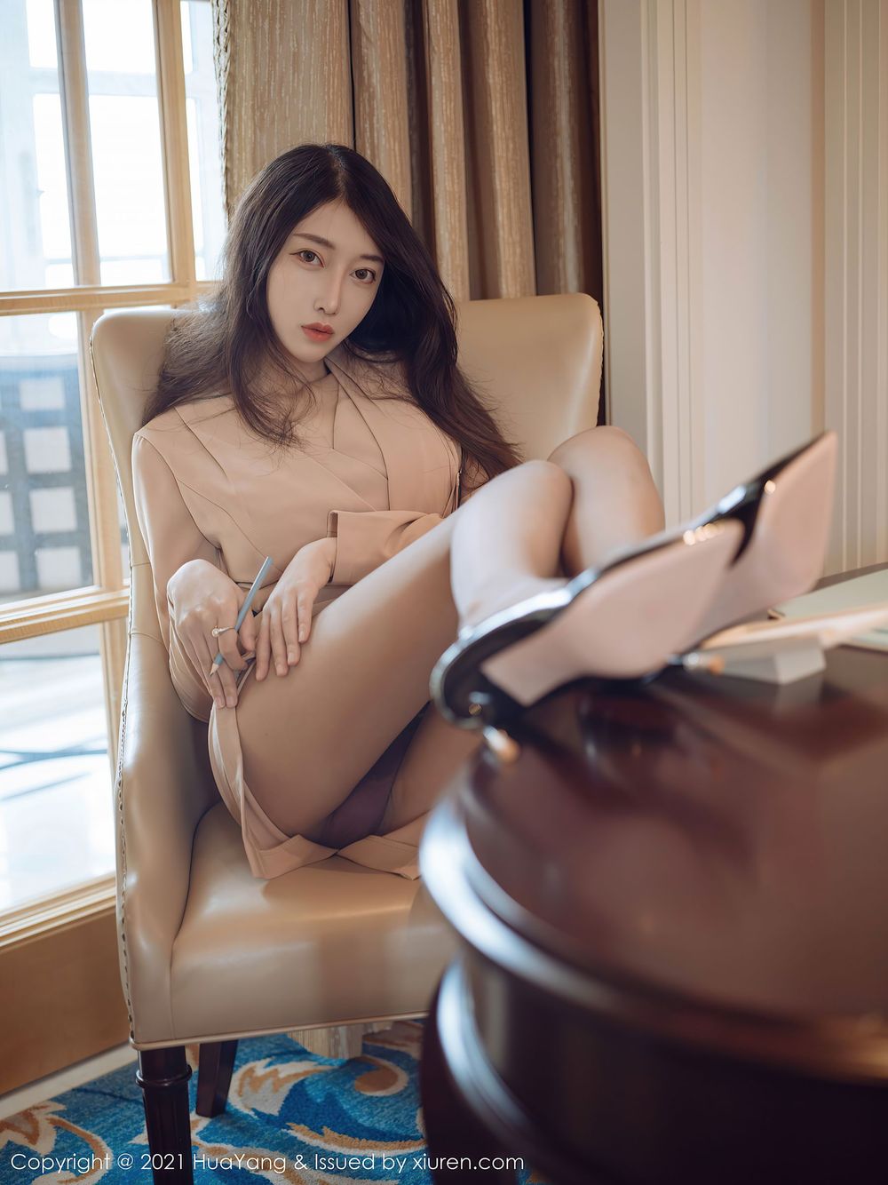 丽质美人玥儿玥er - 灰色调服饰+丝袜系列厦门旅拍