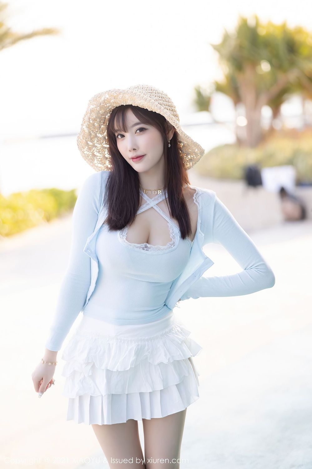 性感女神杨晨晨Yome - 草帽女孩海边沙滩娇柔拍摄