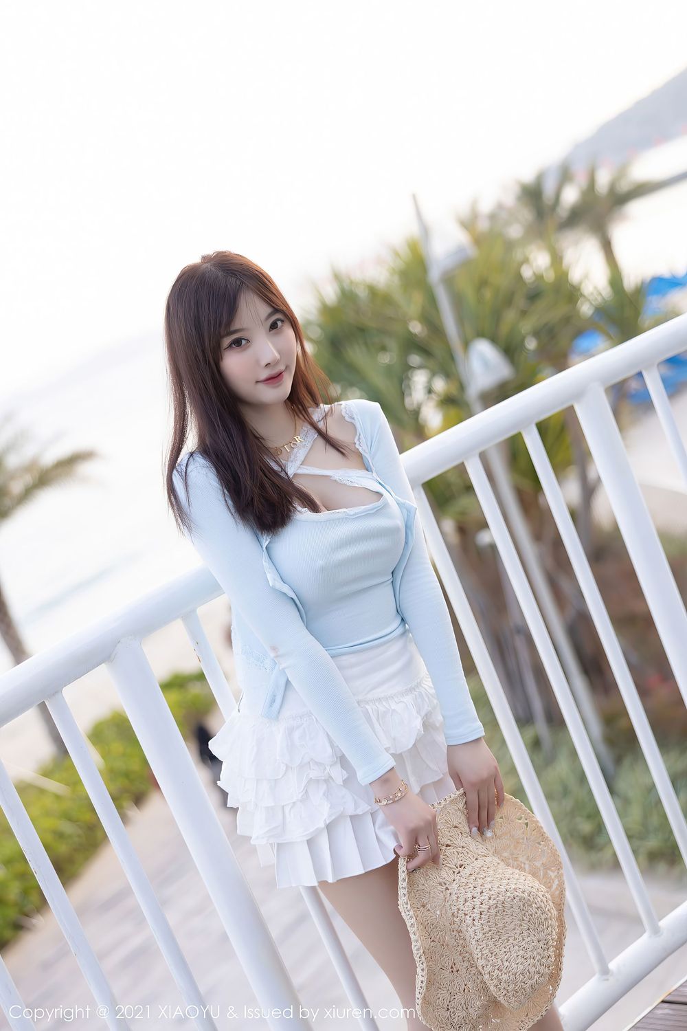 性感女神杨晨晨Yome - 草帽女孩海边沙滩娇柔拍摄