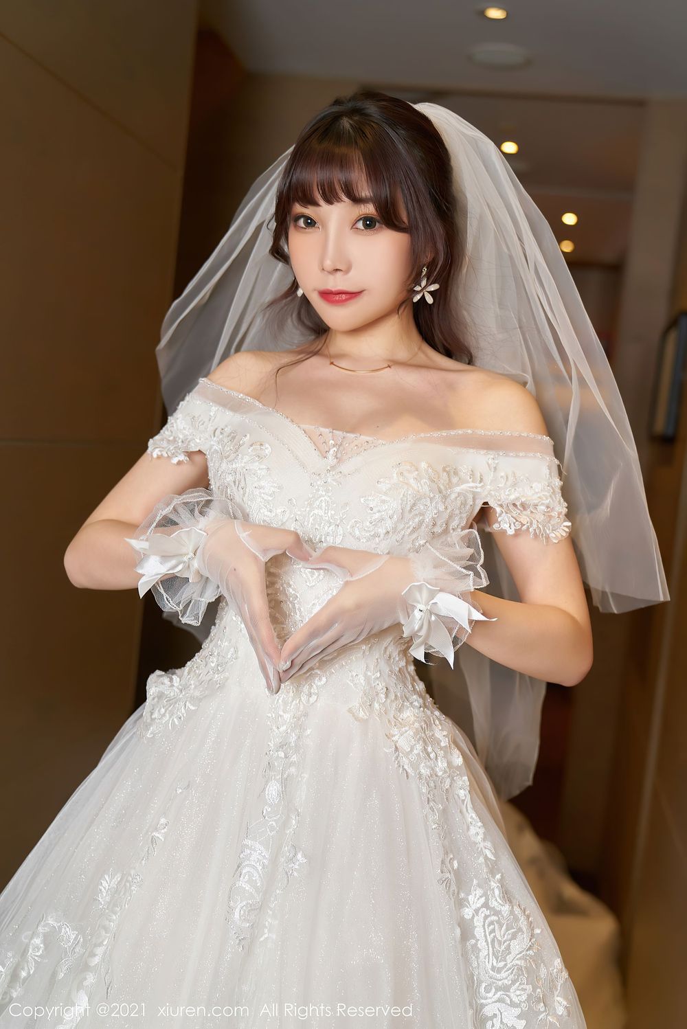 性感女神芝芝Booty - 白色婚纱主题唯美写真