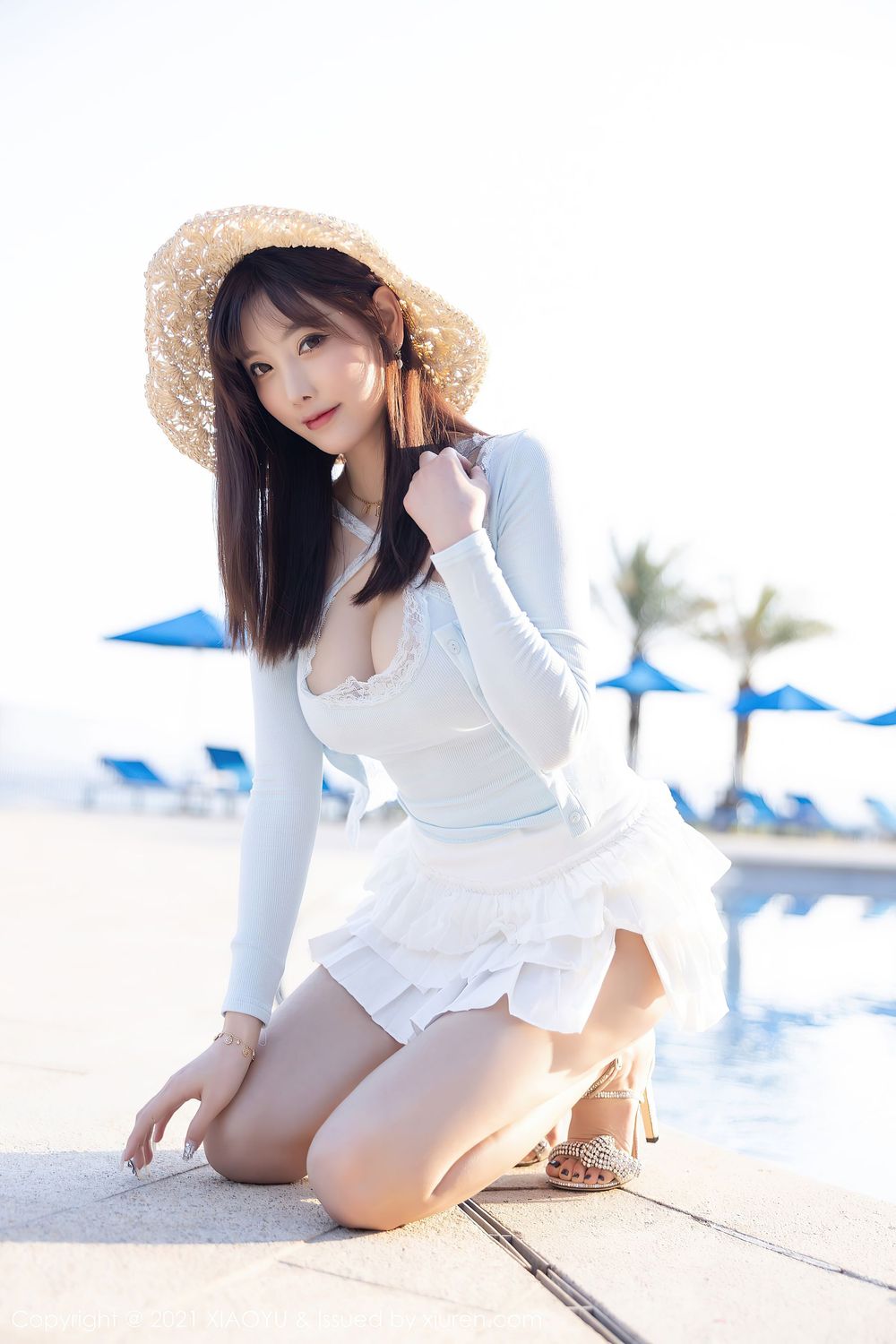 性感女神杨晨晨Yome - 草帽女孩海边沙滩娇柔拍摄