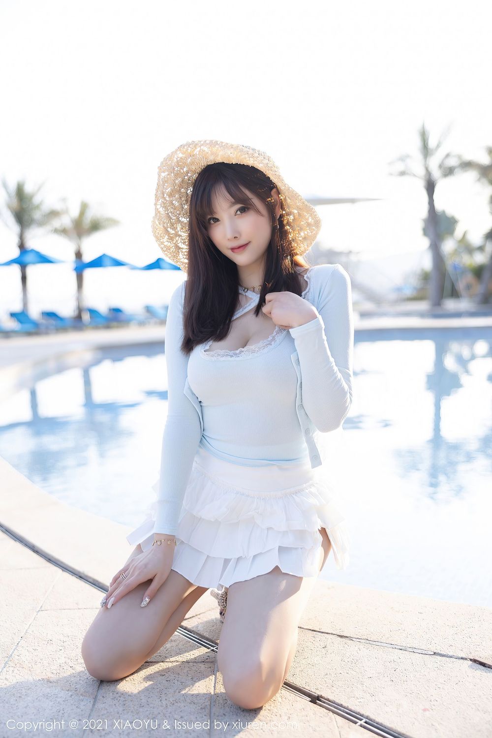 性感女神杨晨晨Yome - 草帽女孩海边沙滩娇柔拍摄