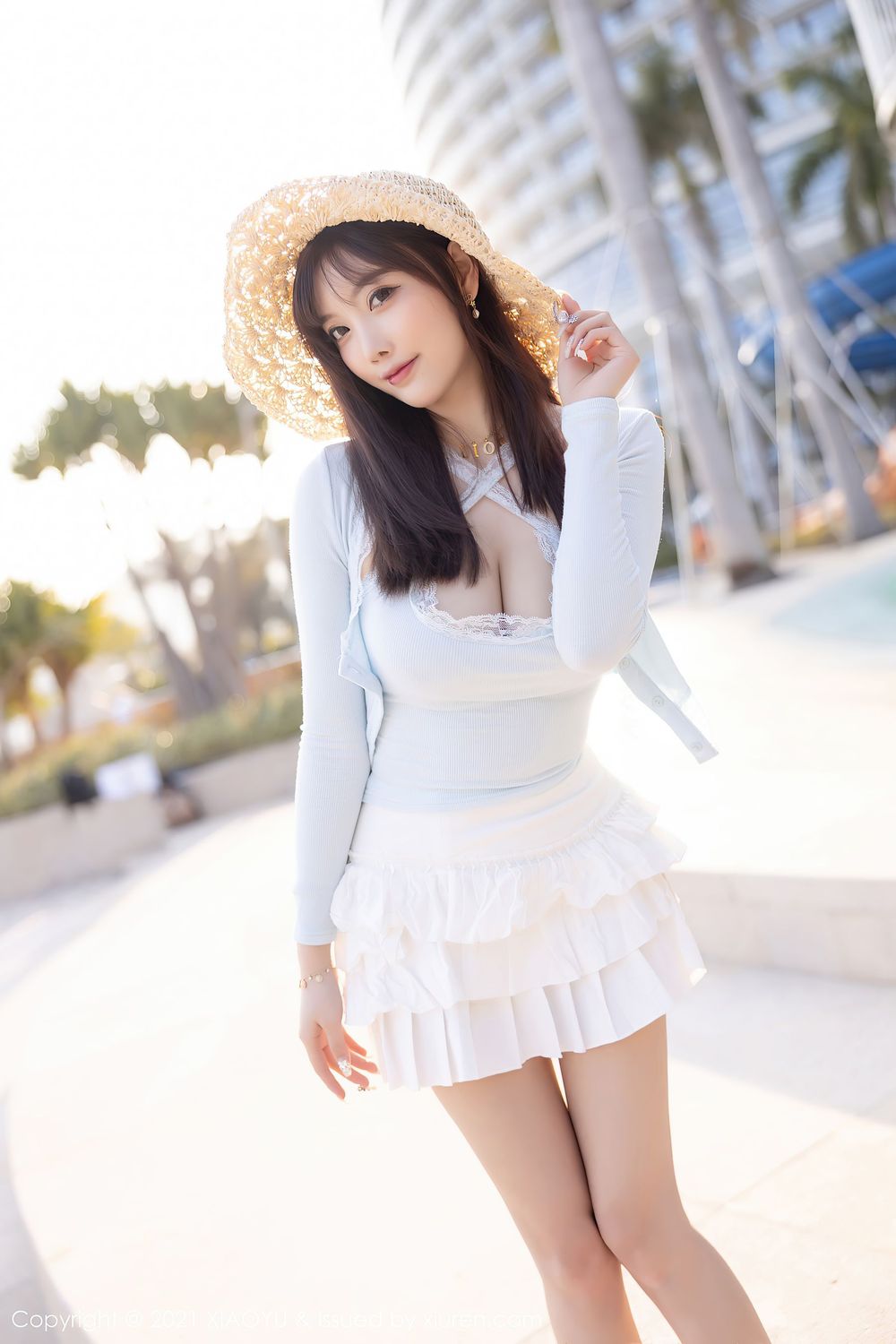 性感女神杨晨晨Yome - 草帽女孩海边沙滩娇柔拍摄