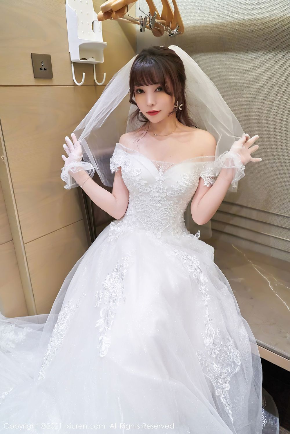 性感女神芝芝Booty - 白色婚纱主题唯美写真