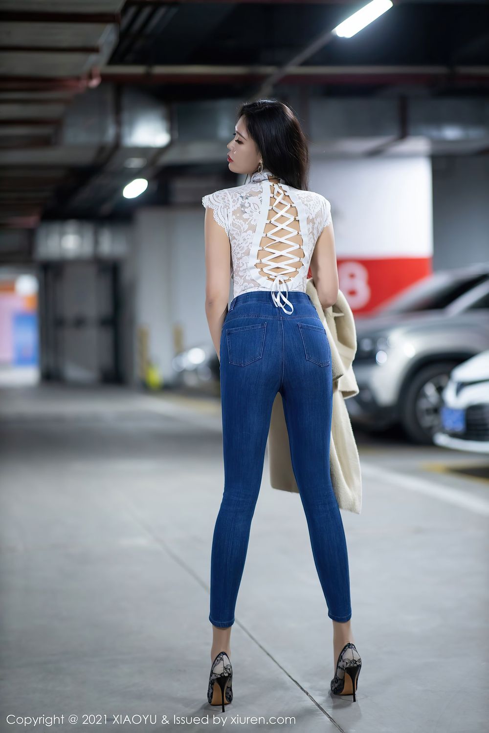 美女模特小娜比 - 直率牛仔裤+车拍主题性感写真