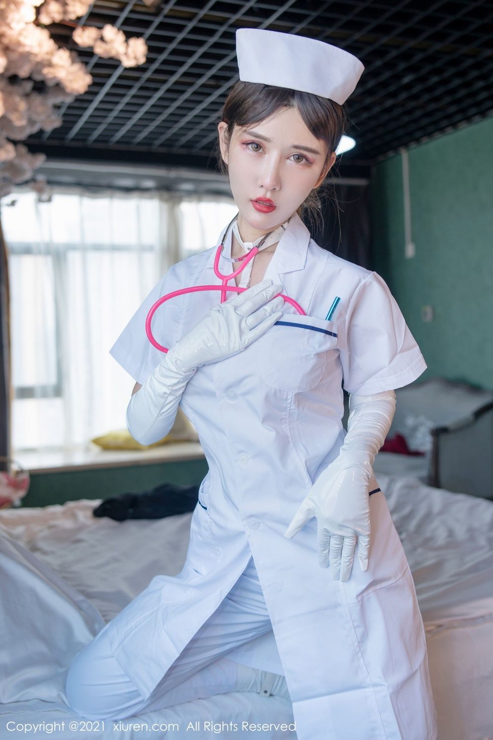 新晋模特夏沫沫tife - 魔鬼身材+护士制服系列写真