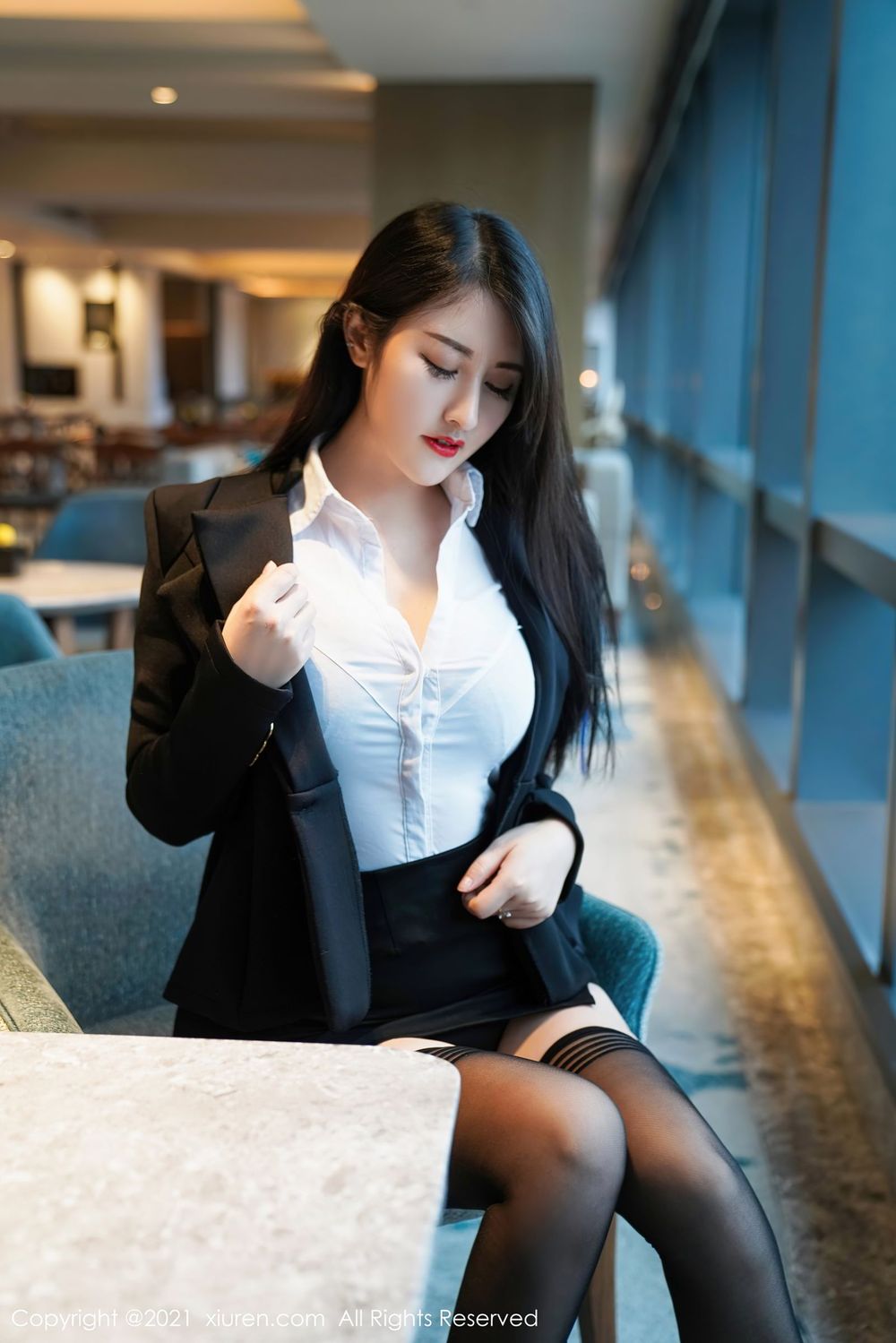 美女模特诗诗kiki - 职场OL+黑丝系列惹火写真