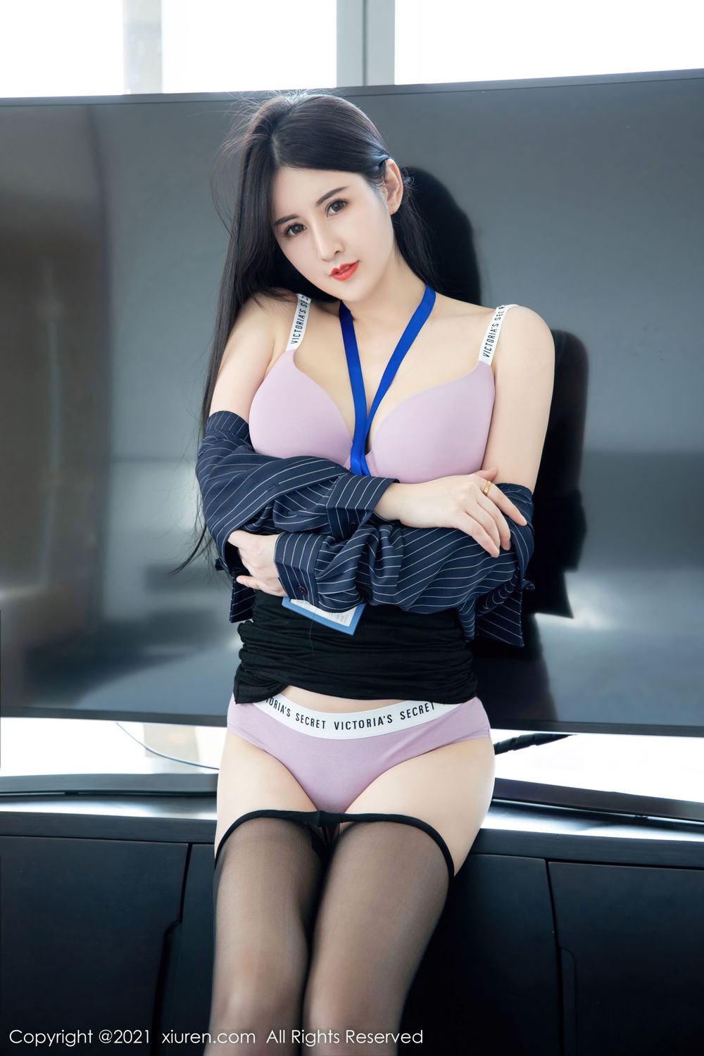 美女模特诗诗kiki - 职业上装+魅惑黑丝惹火写真