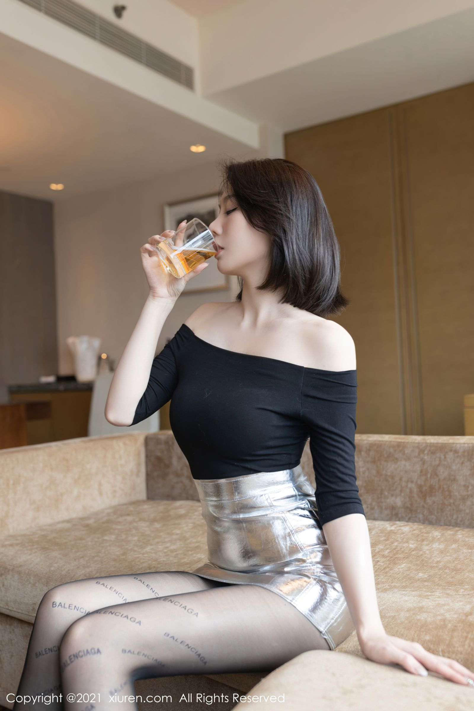 美女模特安然Maleah - 同学聚会+人妻主题套图
