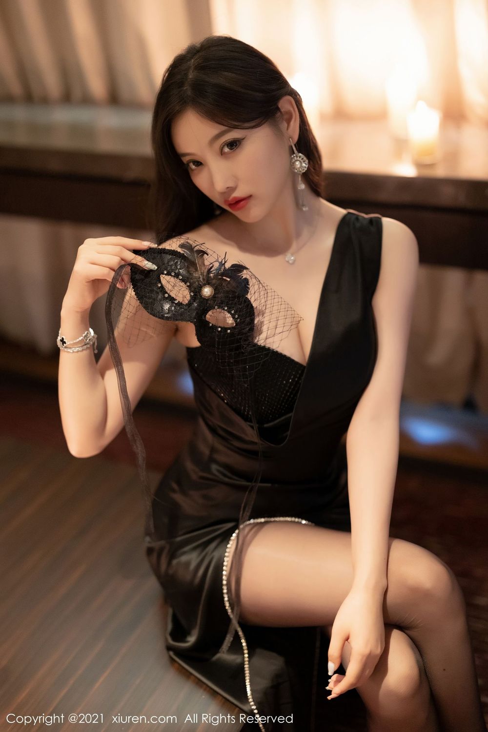 性感女神杨晨晨Yome - 露肩长裙+面具系列写真