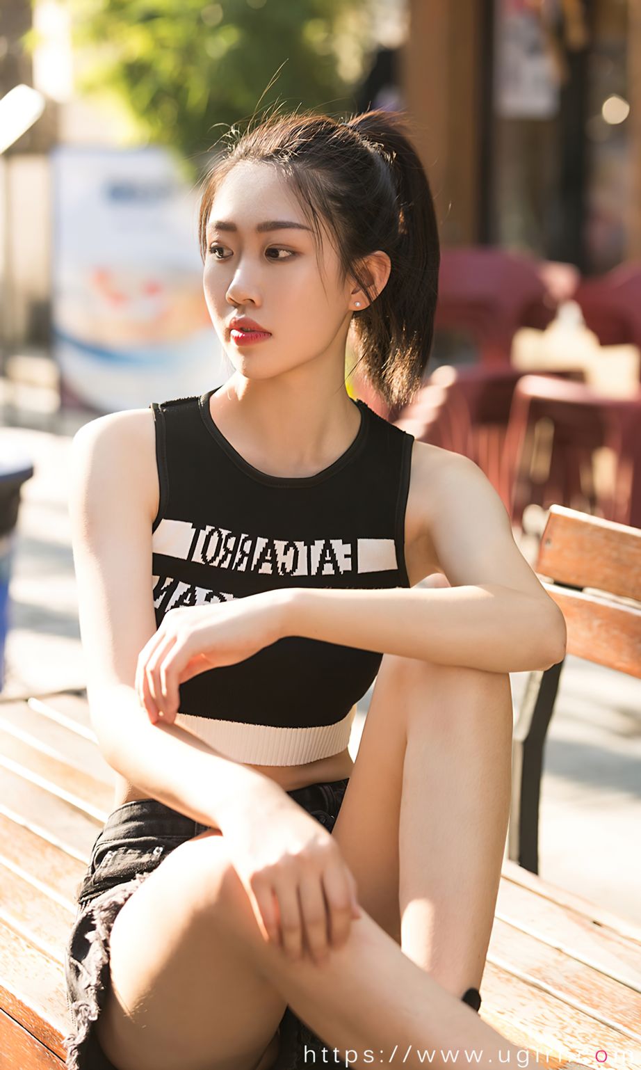 美女模特小雪儿 - 多套服饰+甜妹日志主题写真