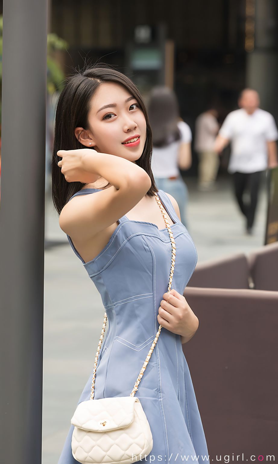 美女模特小雪儿 - 多套服饰+甜妹日志主题写真