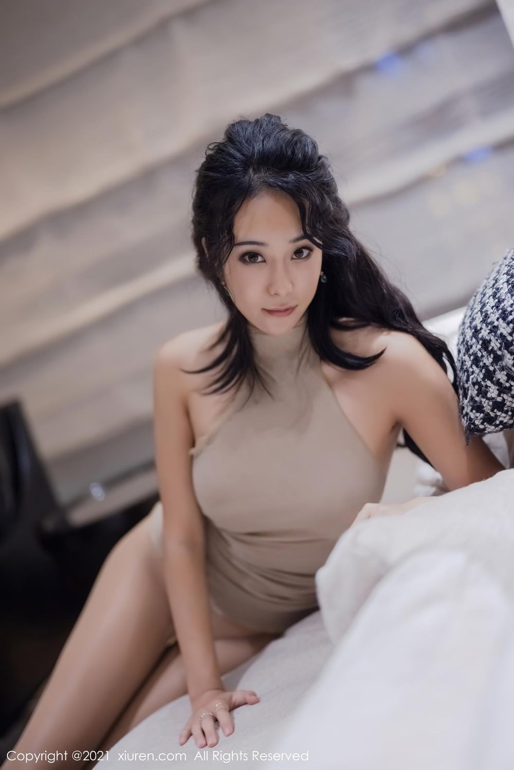 美女模特蓝夏Akasha - 热辣身姿+丝足系列写真